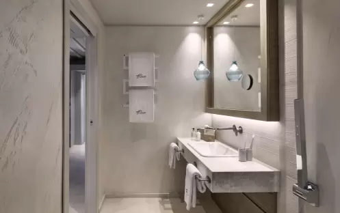 SARDH_Garden Junior Suite_Bathroom 1